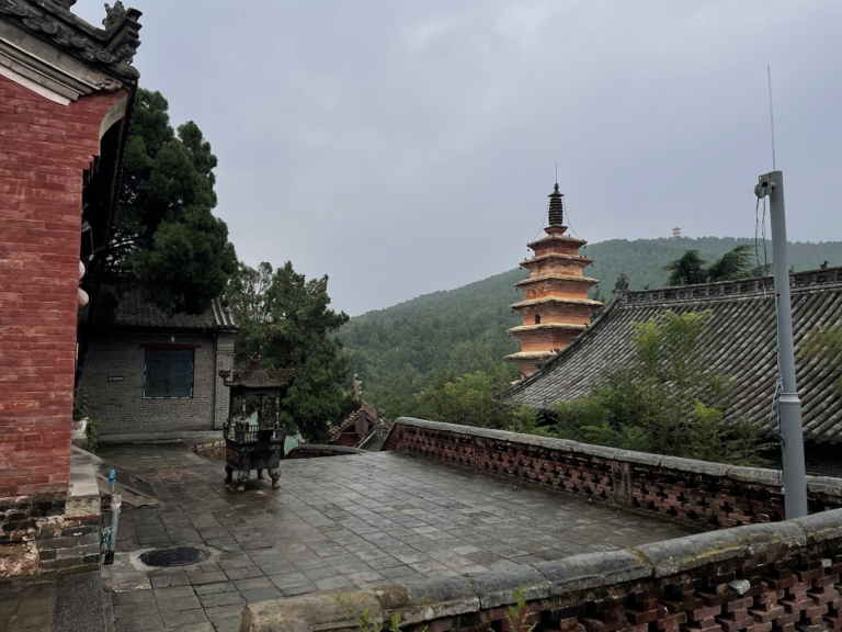 Fengxue Temple (凤穴寺) – A Thousand-Year-Old Sanctuary of China