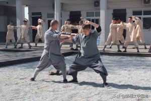 Commencez la formation Shaolin Kung Fu à Dengfeng